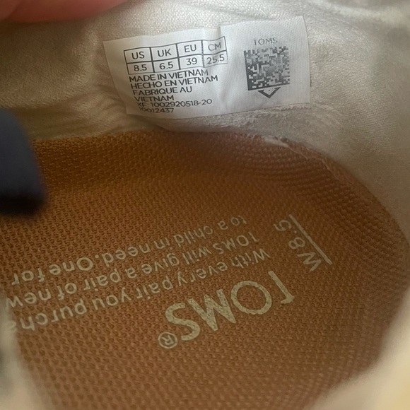 Toms Sneakers - Picture 4 of 6